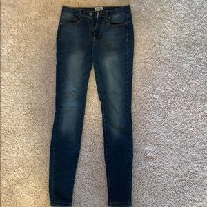 Mudd Low-Rise Jegging